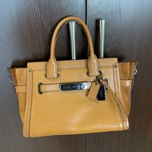 Coach swagger bag